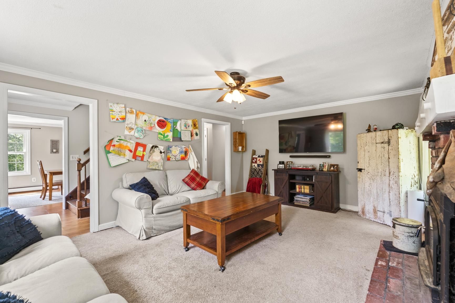 201 Mitchell Road Nottingham, NH 03290 - Photo 3 of 40