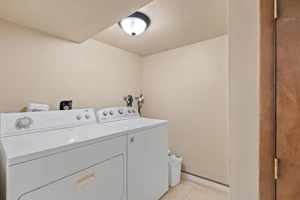 $330,000 | 102 South Lake Street, Tekoa, WA 99033