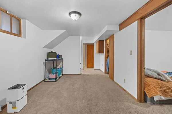 $330,000 | 102 South Lake Street, Tekoa, WA 99033