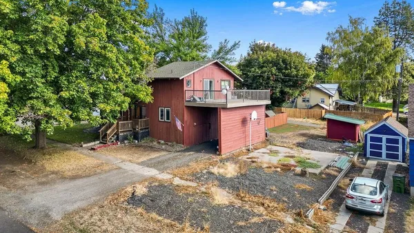 $330,000 | 102 South Lake Street, Tekoa, WA 99033