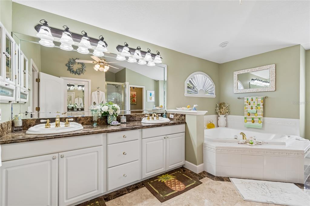 5851 Cachette De Riviera Court New Port Richey, FL 34655 - Photo 40 of 83