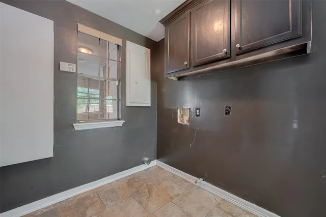 $405,000 | 15509 Lakeview Drive, Jersey Village, TX 77040