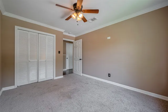 $405,000 | 15509 Lakeview Drive, Jersey Village, TX 77040