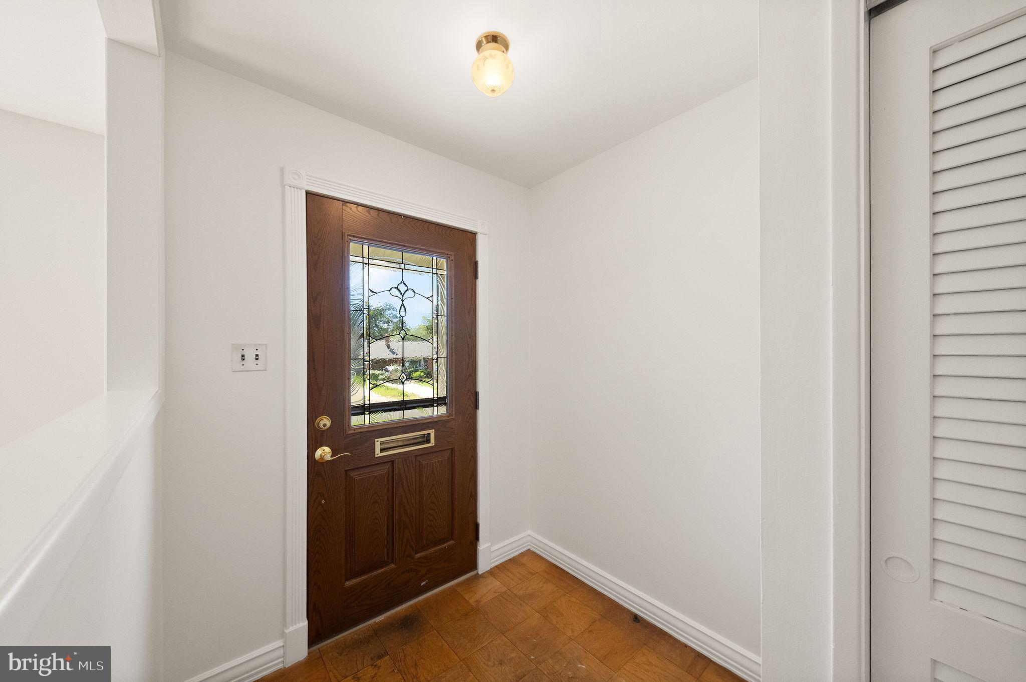 8108 Adair Lane Springfield, VA 22151 - Photo 6 of 58 Gallery Image 6