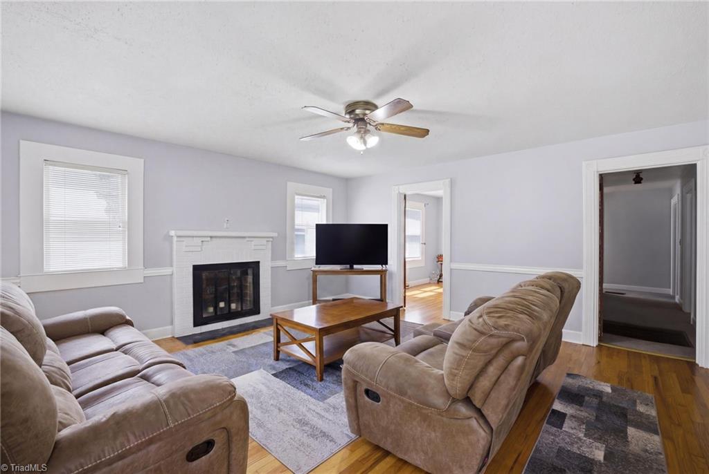 1112 Tipton Street High Point, NC 27262 - Photo 4 of 25