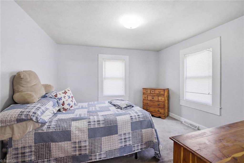 1112 Tipton Street High Point, NC 27262 - Photo 8 of 25