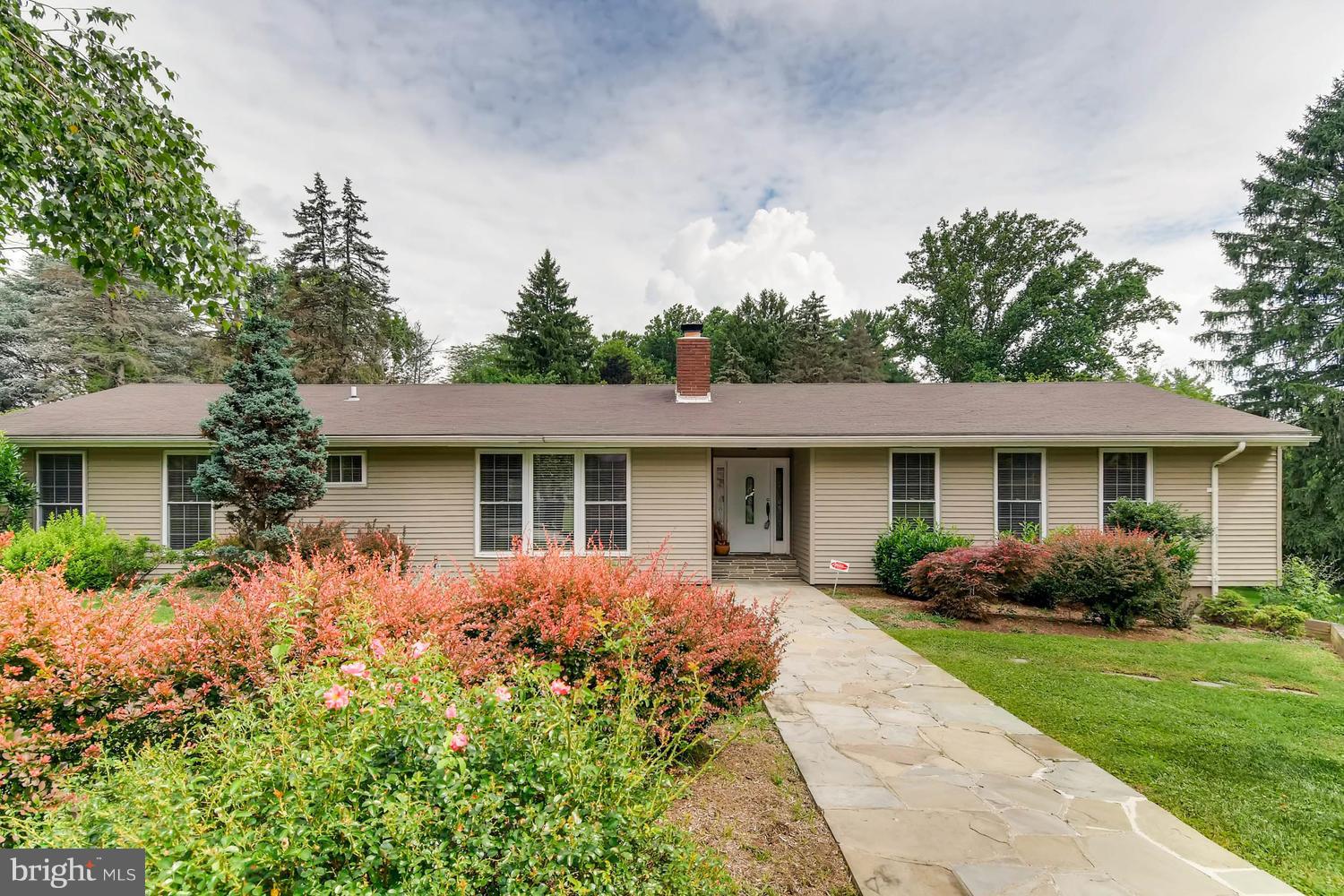 9109 Field Road Pikesville, MD 21208 - Photo 1 of 28 Exterior (Front)