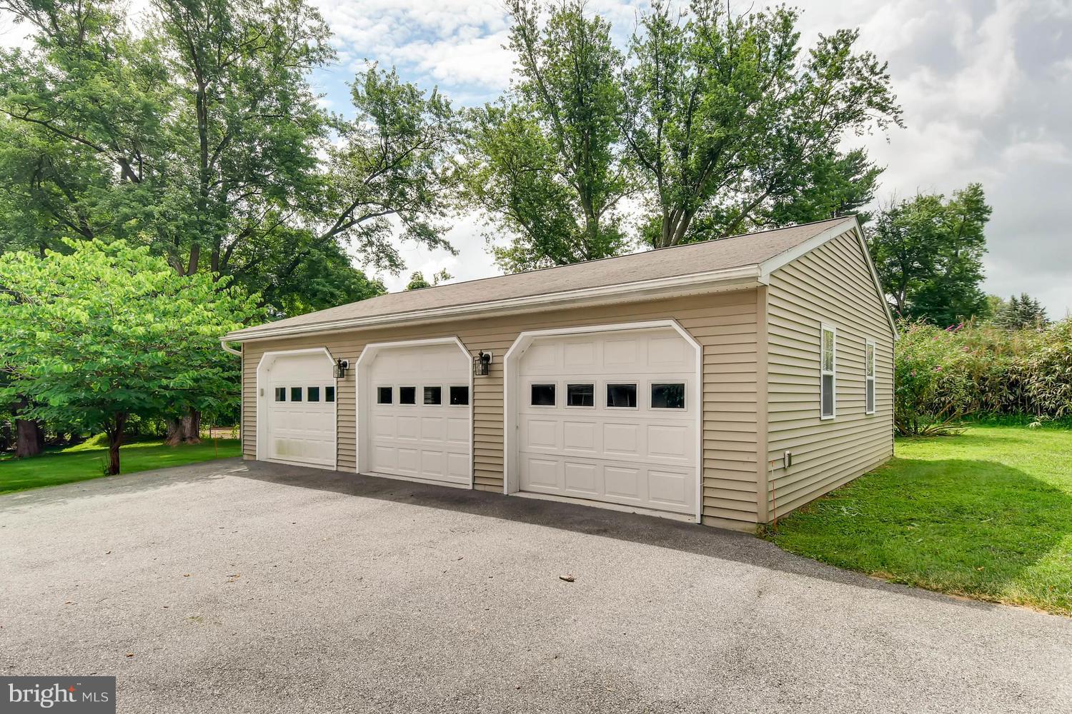 9109 Field Road Pikesville, MD 21208 - Photo 23 of 28 Exterior (General)