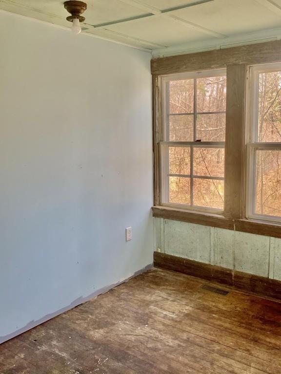 113 Nourse Road Ashby, MA 01431 - Photo 4 of 22 Gallery Image 4