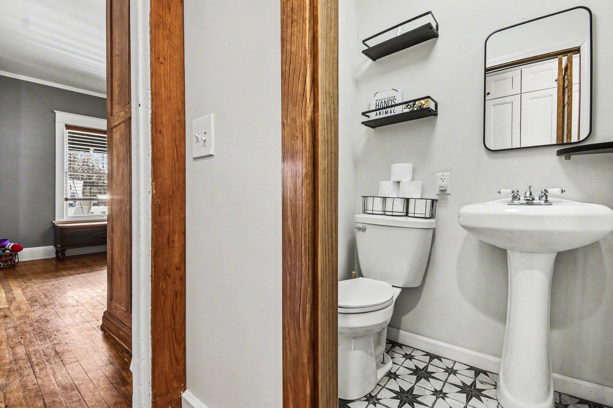 319 North Johnson Street Bay City, MI 48708 - Photo 13 of 24