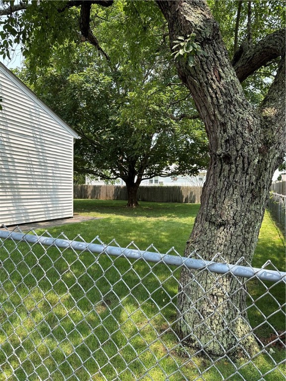 45 School Street Warwick, RI 02889 - Photo 14 of 15