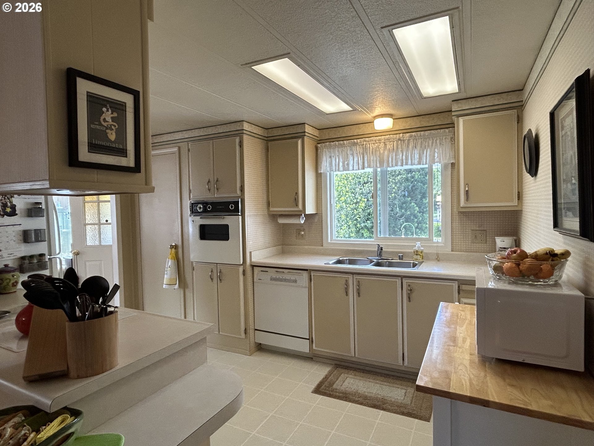 1601 Rhododendron Drive, Unit 558 Florence, OR 97439 - Photo 10 of 25