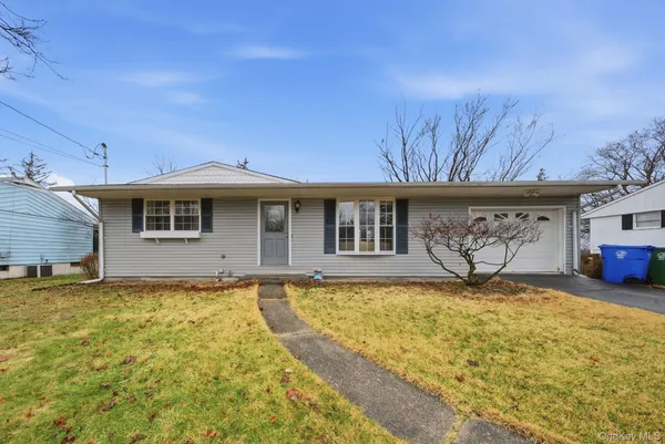 $389,000 | 36 Vincent Drive, Middletown, NY 10940