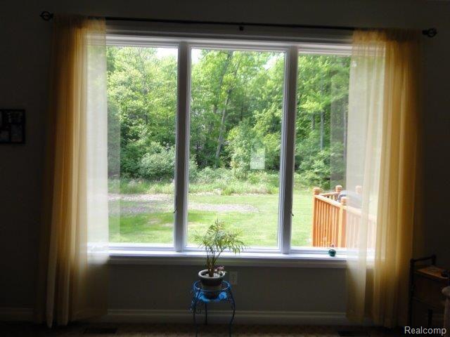 2224 Pheasant Rdg Court Lapeer, MI 48446 - Photo 7 of 44 Large Window