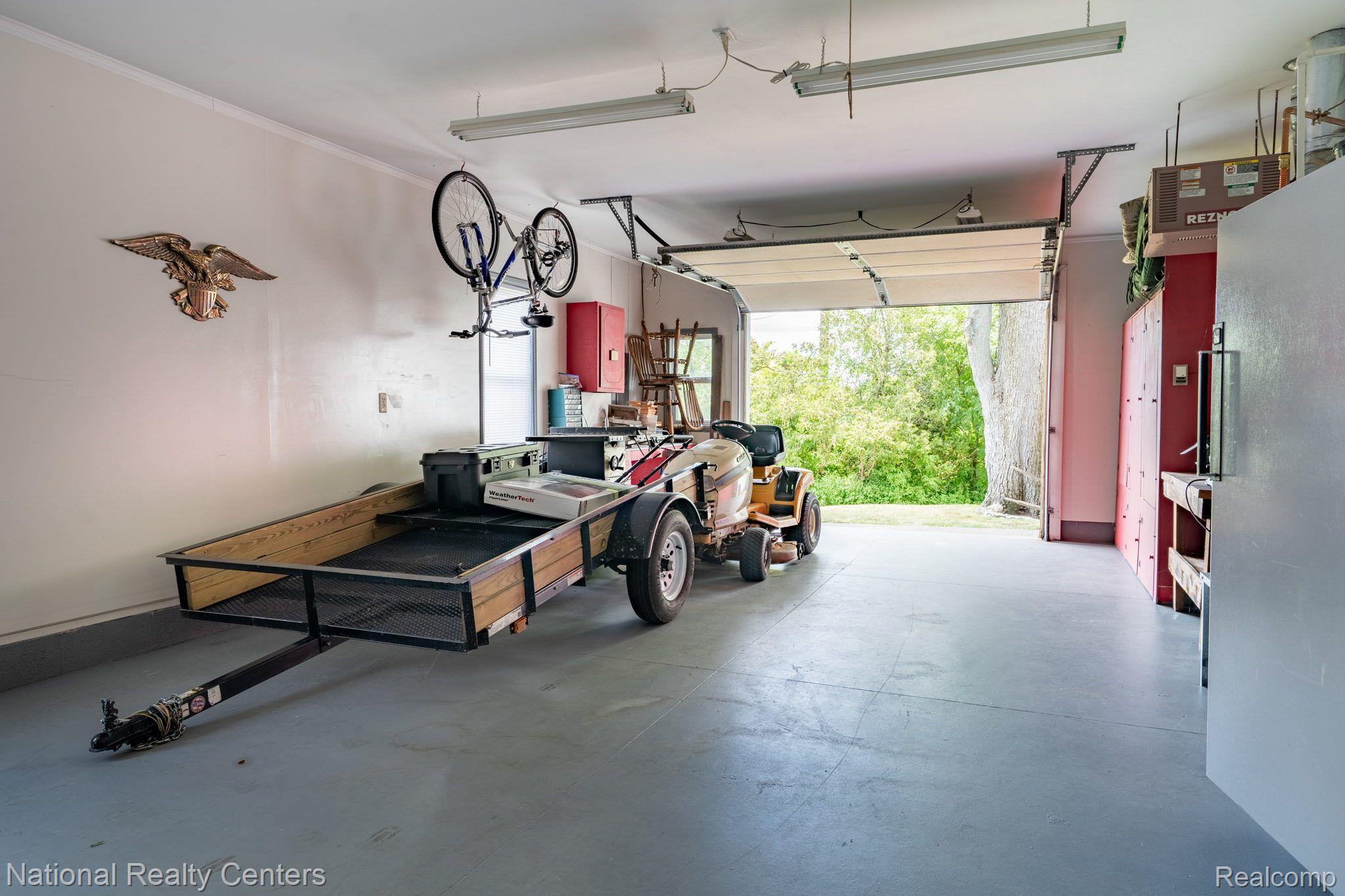 4069 Yankee Road St. Clair, MI 48079 - Photo 31 of 44 Garage opens to the back yard
