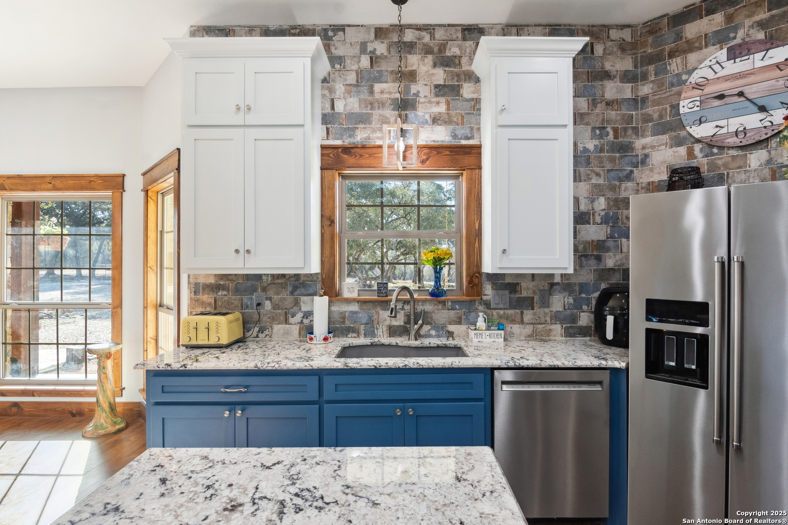 381 Cam Primero Leakey, TX 78873 - Photo 14 of 56