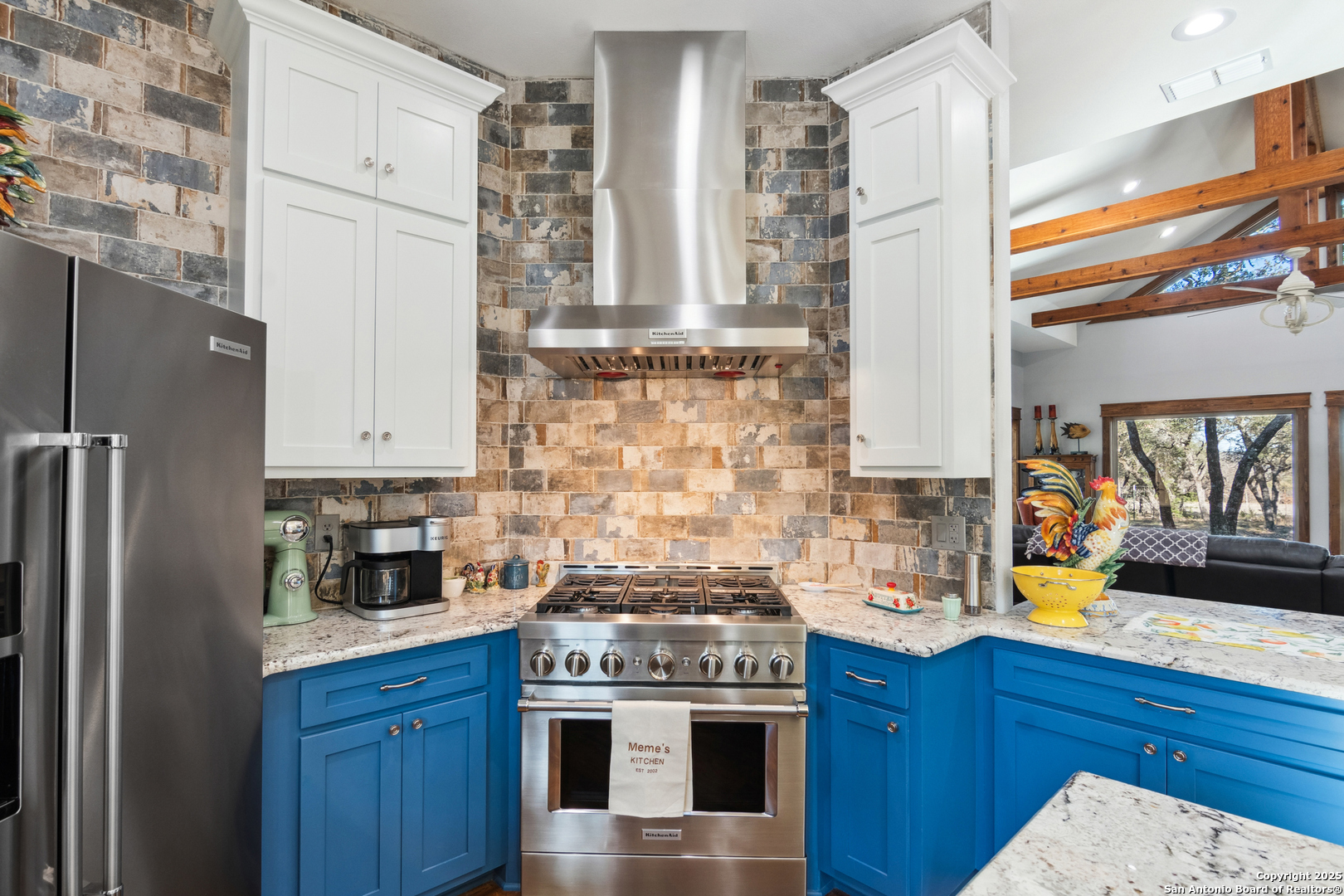 381 Cam Primero Leakey, TX 78873 - Photo 16 of 56