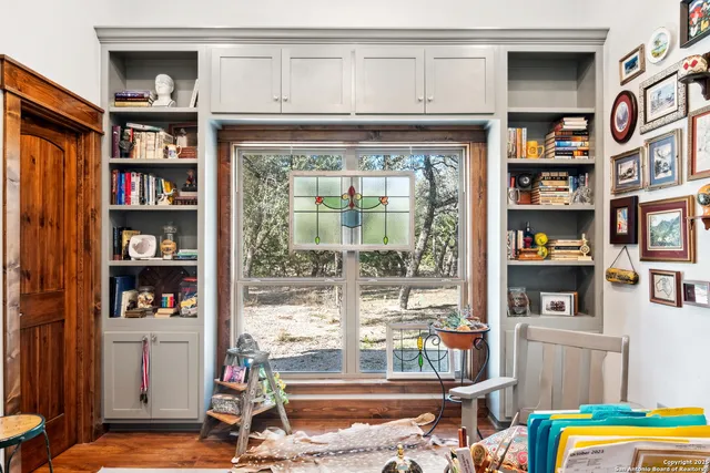 $659,000 | 381 Cam Primero, Leakey, TX 78873