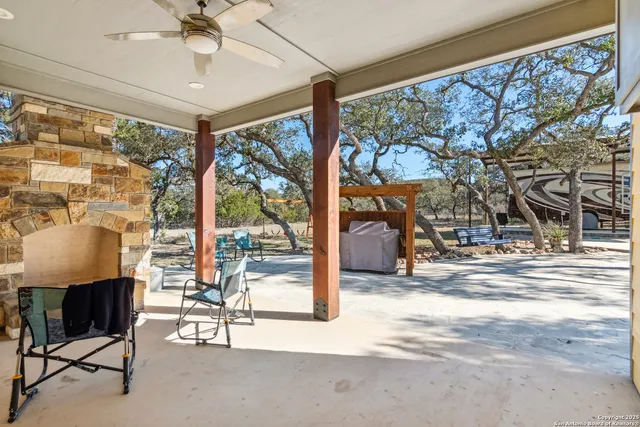 $659,000 | 381 Cam Primero, Leakey, TX 78873