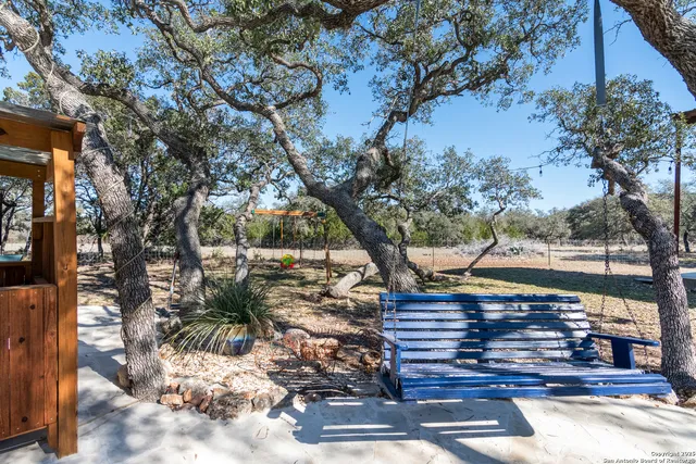 $659,000 | 381 Cam Primero, Leakey, TX 78873