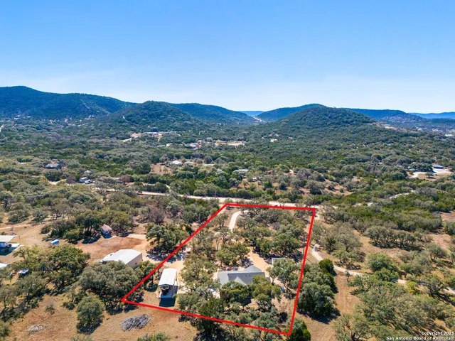 $659,000 | 381 Cam Primero, Leakey, TX 78873