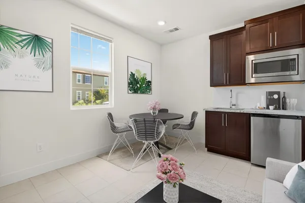 $975,000 | 6640 Silverleaf Court, Tracy, CA 95377