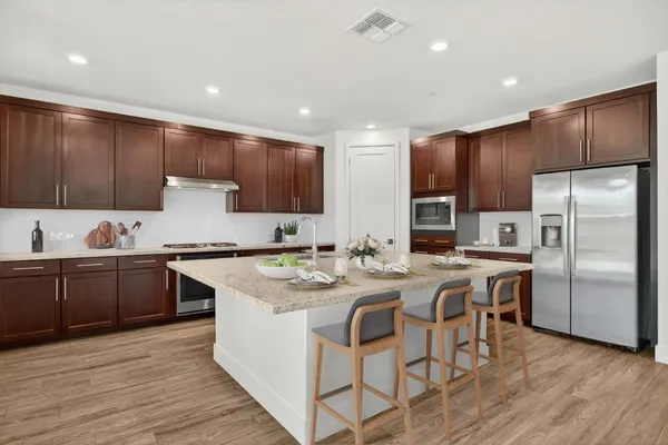 $975,000 | 6640 Silverleaf Court, Tracy, CA 95377