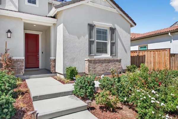 $975,000 | 6640 Silverleaf Court, Tracy, CA 95377