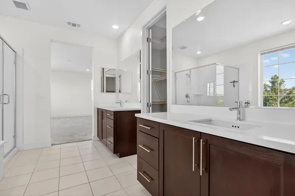 $975,000 | 6640 Silverleaf Court, Tracy, CA 95377