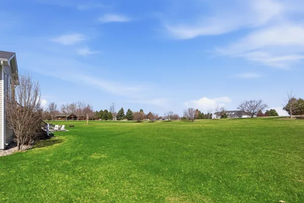 $599,000 | 17008 236th Circle, Hutchinson, MN 55350