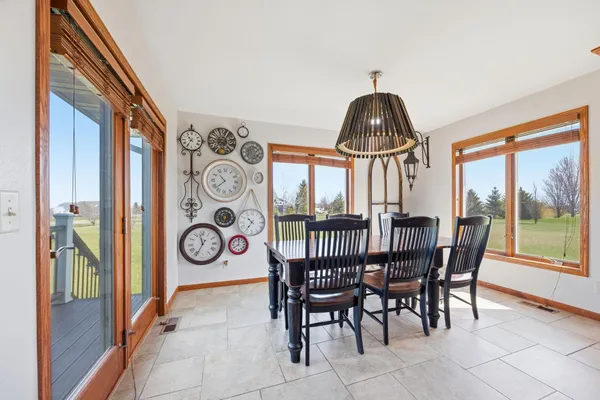 $599,000 | 17008 236th Circle, Hutchinson, MN 55350