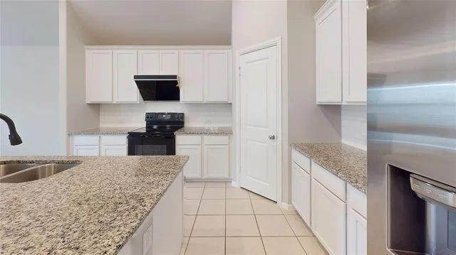 $2,295 | 214 Crescent Avenue, Melissa, TX 75454