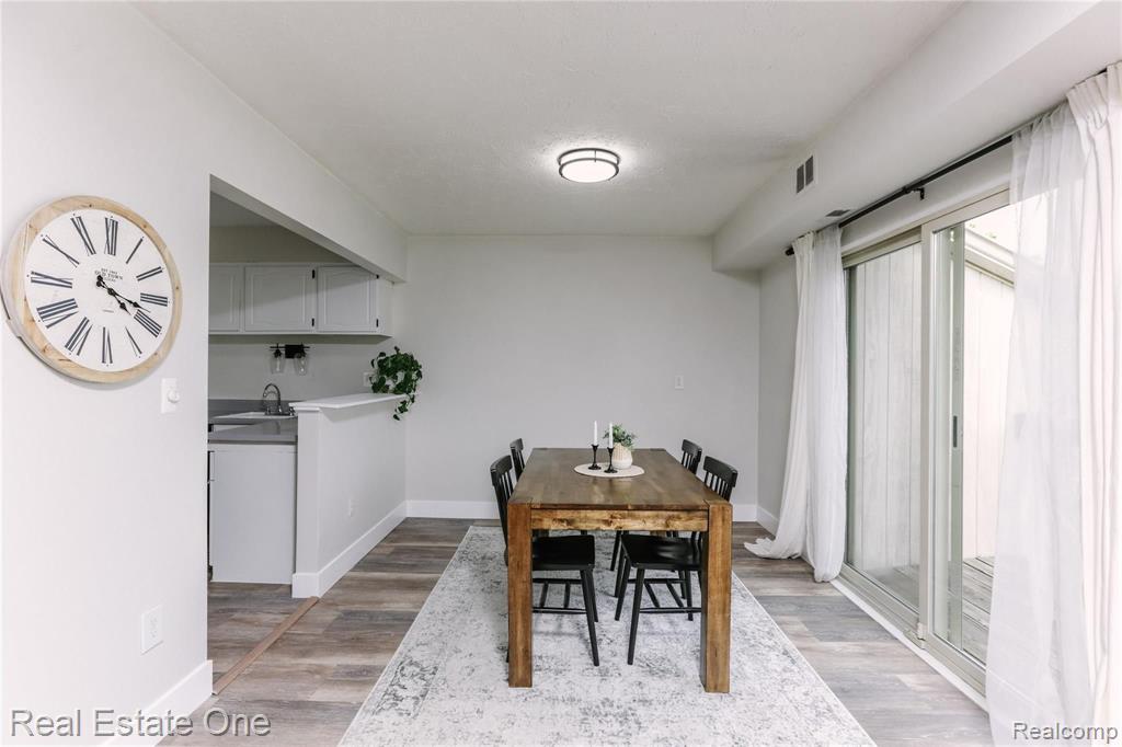 1665 Riverside Drive, Unit 12 Rochester Hills, MI 48309 - Photo 8 of 26