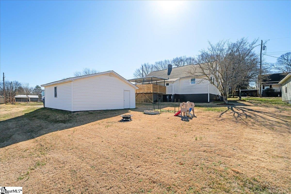 6 Fuller Street Pelzer, SC 29669 - Photo 9 of 38