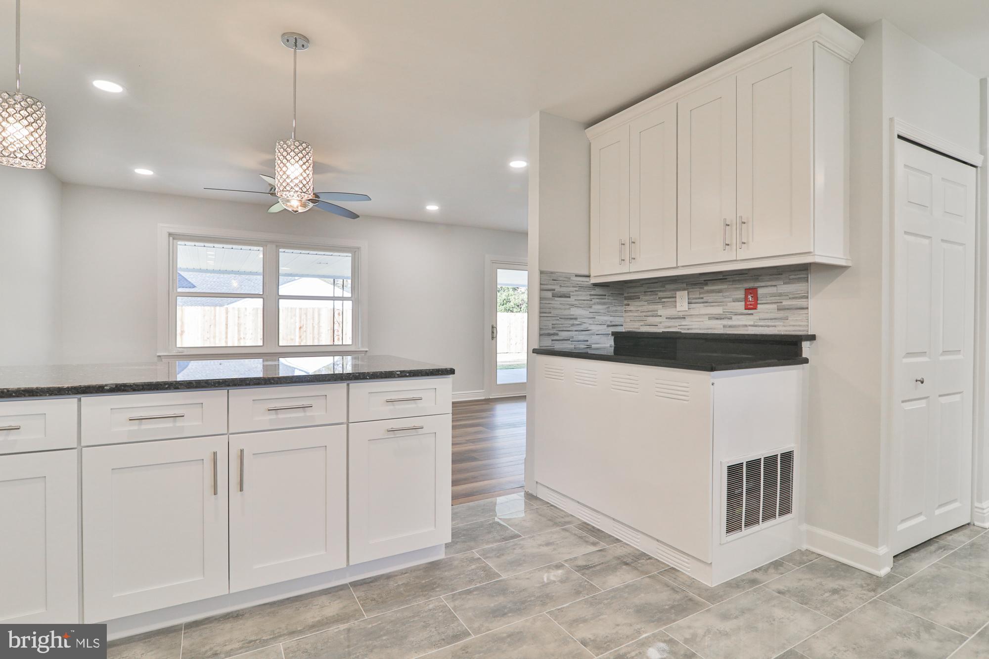29 Rain Lily Road Levittown, PA 19056 - Photo 8 of 38 Gallery Image 8