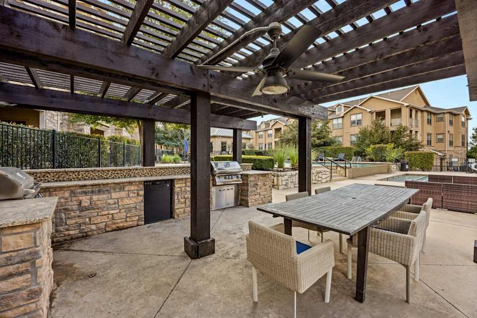 8800 South 1st Street, Unit 321 Austin, TX 78748 - Photo 18 of 20 a outdoor space with sitting area