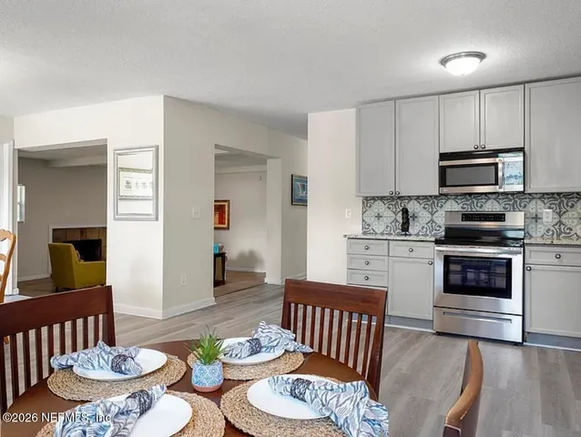 $2,850 | 2833 Emily Lane, Jacksonville, FL 32216