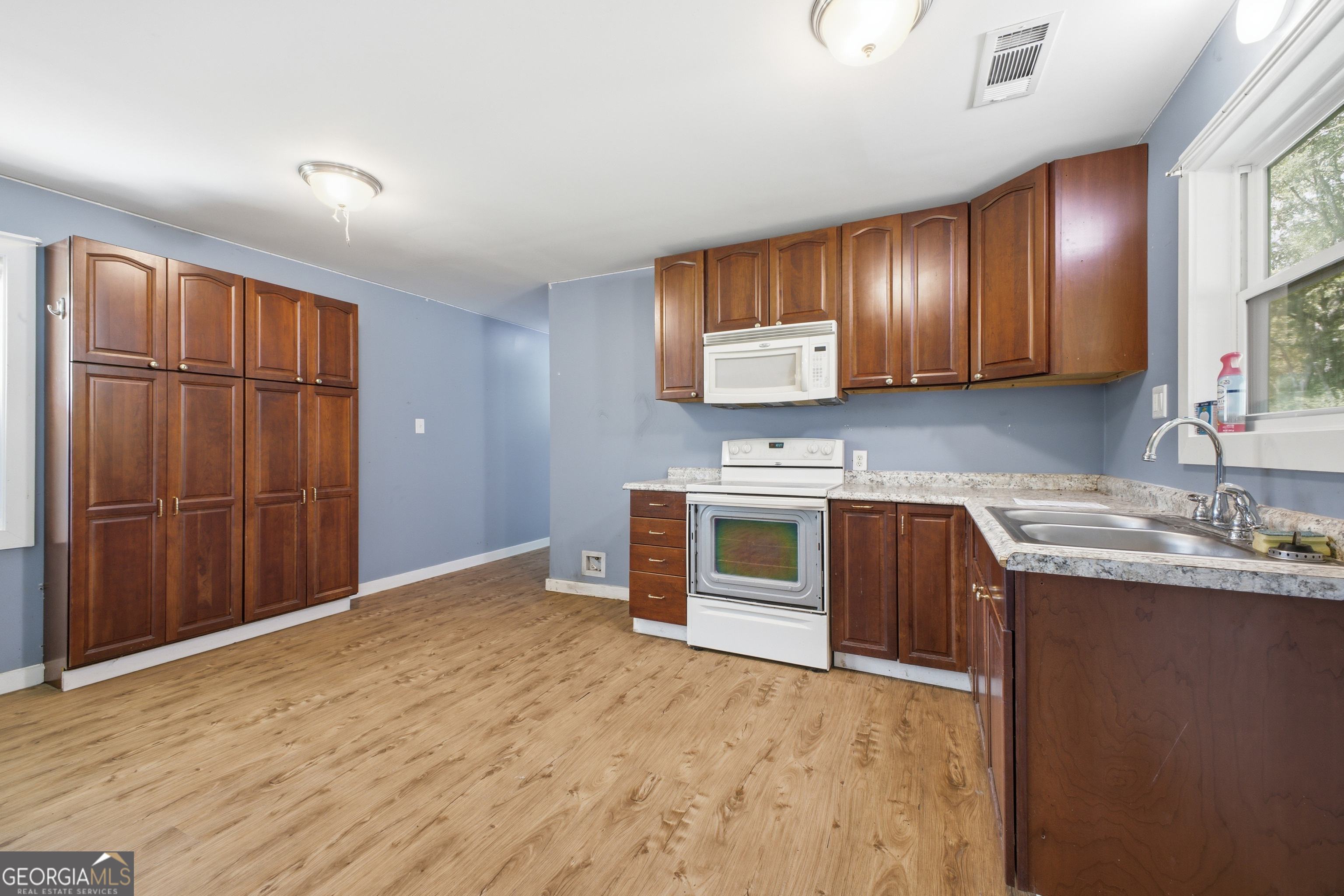 2197 Ridgeway Road Trion, GA 30753 - Photo 8 of 29 Gallery Image 8