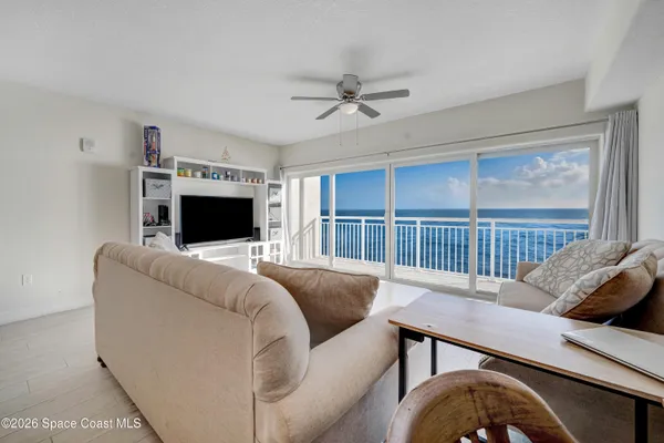 $2,600 | 1825 Riverside Drive, Unit 204, Titusville, FL 32780