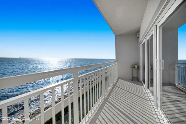 $2,600 | 1825 Riverside Drive, Unit 204, Titusville, FL 32780