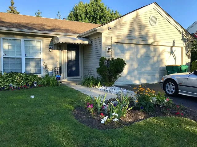 $2,550 | 2355 Masters Lane, Round Lake Beach, IL 60073