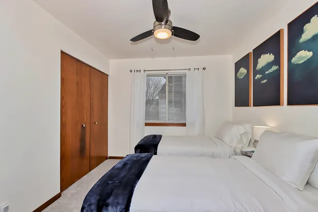 $2,550 | 2355 Masters Lane, Round Lake Beach, IL 60073