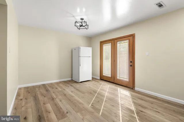 $2,550 | 926 West Street, Laurel, MD 20707