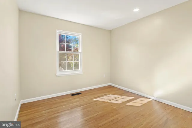 $2,550 | 926 West Street, Laurel, MD 20707