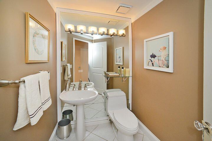 2476 Northwest 67th Street Boca Raton, FL 33496 - Photo 19 of 43 20