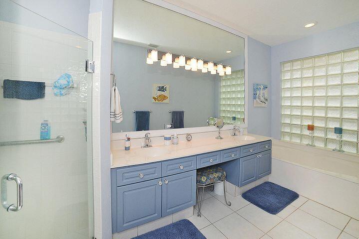 2476 Northwest 67th Street Boca Raton, FL 33496 - Photo 23 of 43 24
