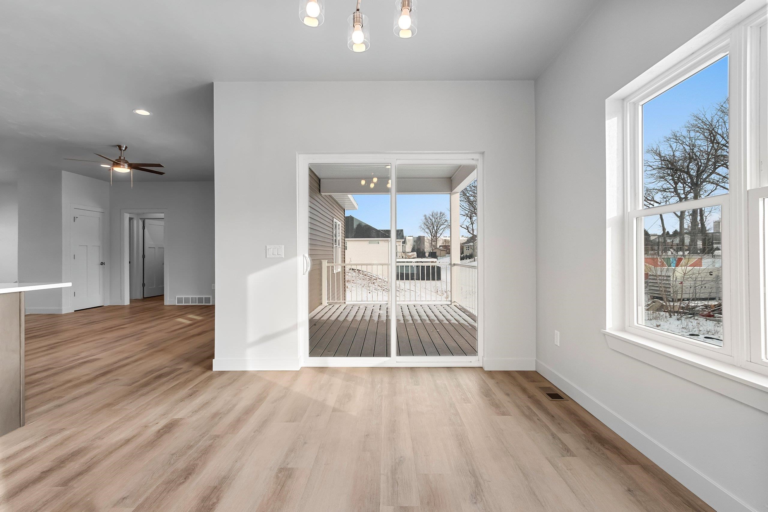 445 West Papermill Run Kimberly, WI 54136 - Photo 19 of 46