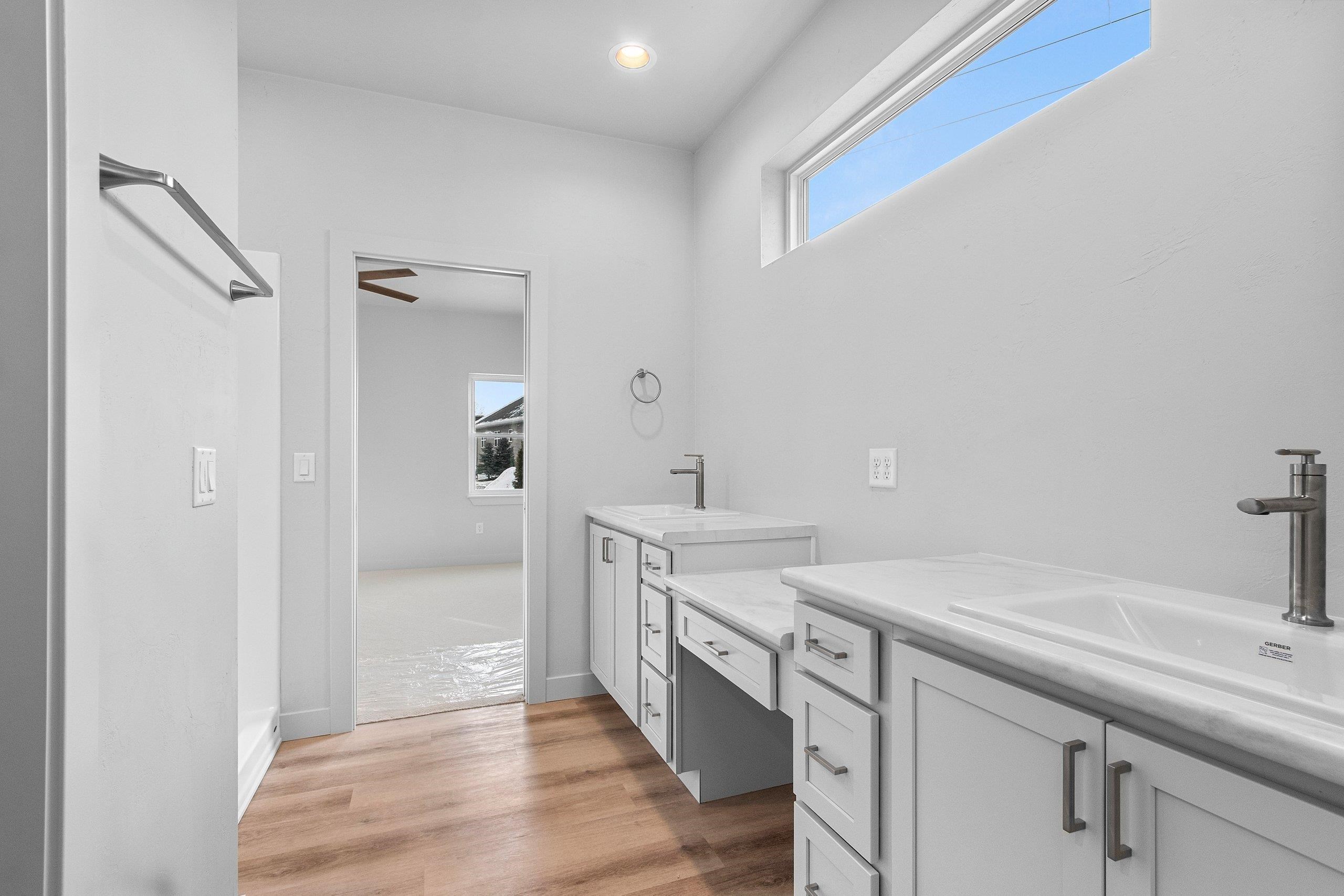 445 West Papermill Run Kimberly, WI 54136 - Photo 29 of 46