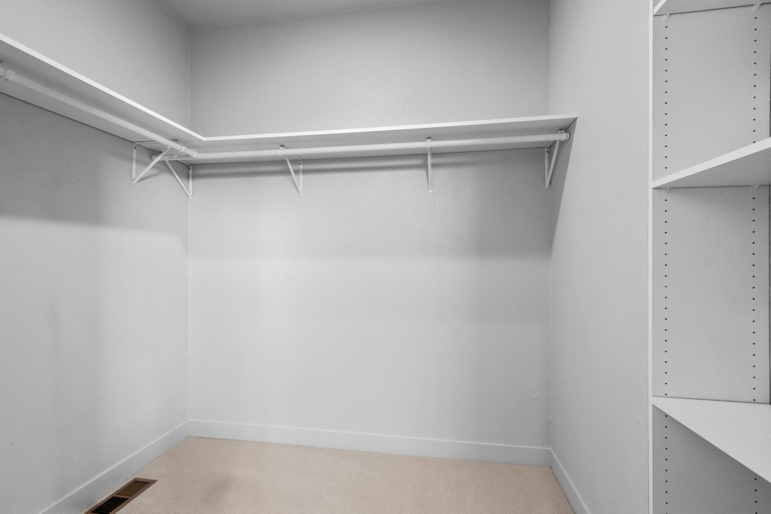 445 West Papermill Run Kimberly, WI 54136 - Photo 30 of 46