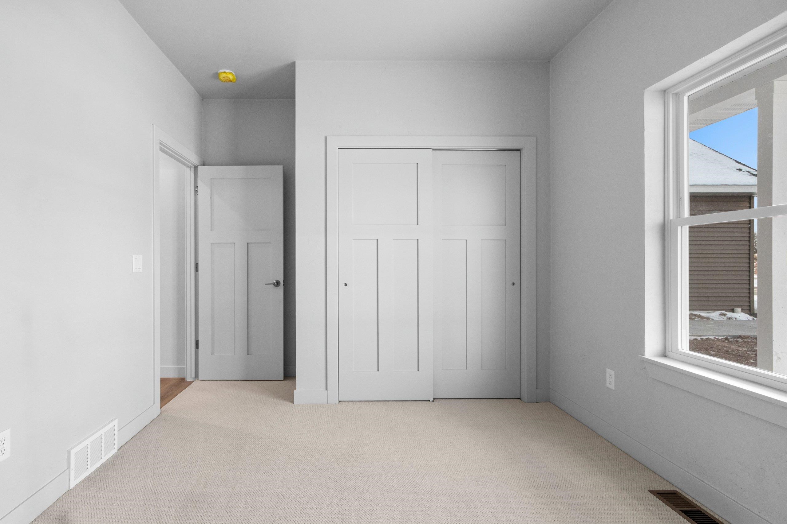 445 West Papermill Run Kimberly, WI 54136 - Photo 36 of 46